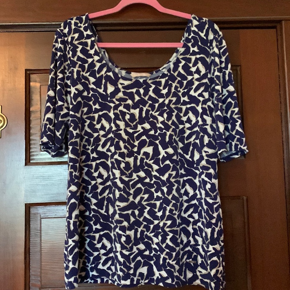Unsized Banana Republic A line elbow length sleeved patterned tee